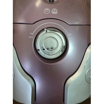  УЦ Пылесос Eurostek EVC-4513 (плохая упаковка, потертости на корпусе) 