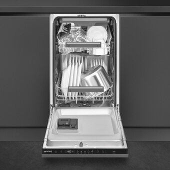  Встраиваемая посудомоечная машина Smeg ST4523DIN 