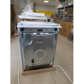  УЦ Кухонная плита RENOVA SG6G-CDW-TR (плохая упаковка, небольшие царапины и малый скол краски на корпусе) 