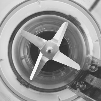  Блендер Kitfort кт-3070 черный 