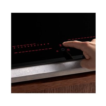  Варочная поверхность ELECTROLUX EIP8146 
