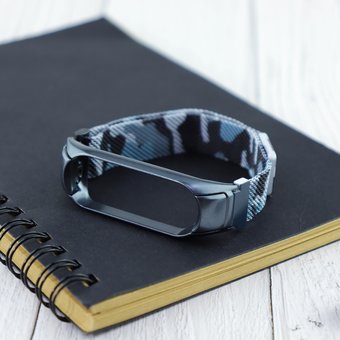  Металлический ремешок Milan для MiBand 4 хаки серый 