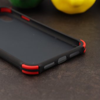  Чехол ARMOUR для iPhone XR черный 