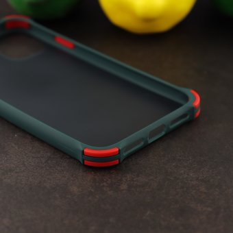  Чехол ARMOUR для iPhone 11 черно-зелёный 