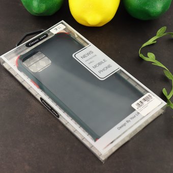  Чехол ARMOUR для iPhone 11 черно-зелёный 