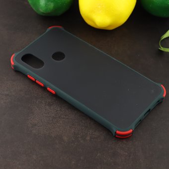  Чехол ARMOUR для Xiaomi Mi 8 черно-зелёный 