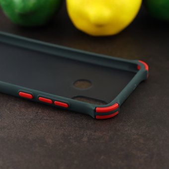  Чехол ARMOUR для Xiaomi Mi 8 черно-зелёный 