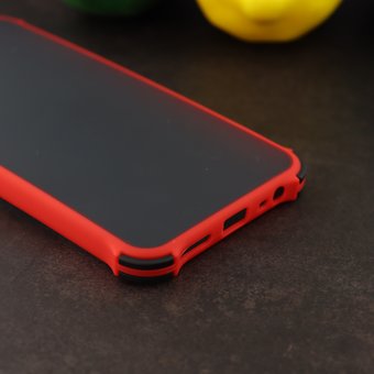  Чехол ARMOUR для Xiaomi Redmi 8A красный 