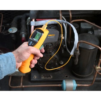  Пирометр Fluke 2558118 (FLUKE-561) 