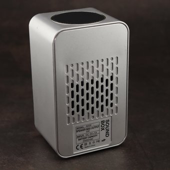  Портативная колонка Aspor A658 серебро 