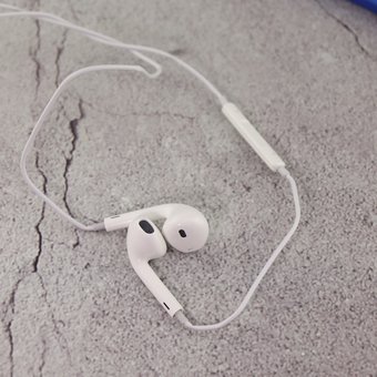  УЦ Наушники Aspor для Lightning Белый (подключение по Bluetooth) (ПУ) 