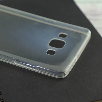 Силиконовая накладка для Samsung Galaxy A7 (SM-A700F) Прозрачный 