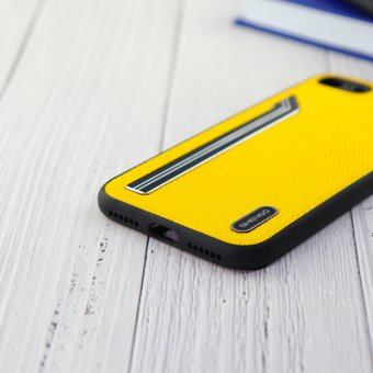  Чехол Shengo для iPhone 7/8 жёлтый 