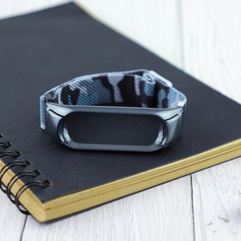  Металлический ремешок Milan для MiBand 4 хаки серый 