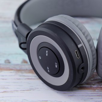  Наушники bluetooth YISON Celebrat A4 (серый) 