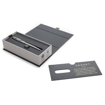  Ручка шариковая Parker Sonnet Core K526 (1931512) Stainless Steel CT M черные чернила подар.кор. 