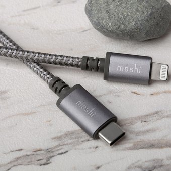  Дата-кабель Moshi Integra USB-C to Lightning 1,2м серый 