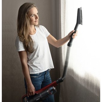  Пылесос Kitfort КТ-561 черный/красный 