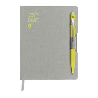  Записная книжка Carandache Office (8491.451) серый A6 192стр. в линейку в компл.ручка шариковая 849 желтый 