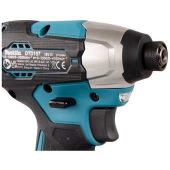  Шуруповерт аккумуляторный Makita DTD 157 Z 