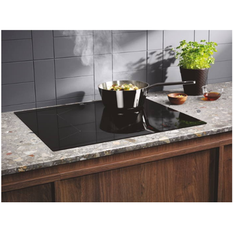  Варочная поверхность Electrolux LIL61424C черный 