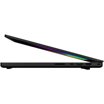  Ноутбук Razer Blade 17 D8-NT (RZ09-0423PEC3-R3E1) 17.3" (1920x1080 IPS 360Hz)/Core i7 12800H(1.8Ghz)/32768Mb/1024SSDGb/noDVD/Ext:GeForce RTX3080Ti 