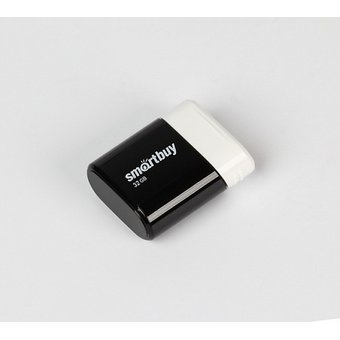  USB-флешка Smartbuy 32GB Lara Black 