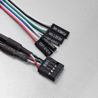  Корпус ExeGate Pro 2U650-HS09 EX292584RUS RM 19", высота 2U, глубина 650, БП 2U-600ADS, 9xHotSwap, 2*USB 