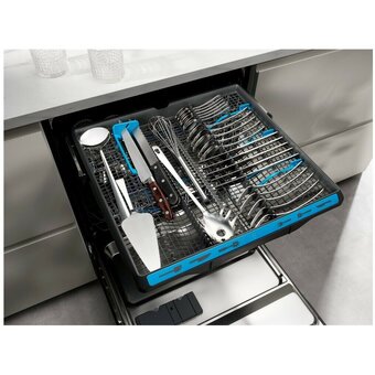  Встраиваемая посудомоечная машина ELECTROLUX EEM48321L 