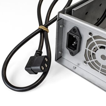  Корпус ExeGate Pro 2U550-08 EX284976RUS RM 19", высота 2U, глубина 550, БП 800ADS, 2*USB 