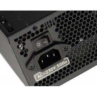  Блок питания Accord ACC-650W-NP ATX 650W (24+4+4pin) 120mm fan 4xSATA 