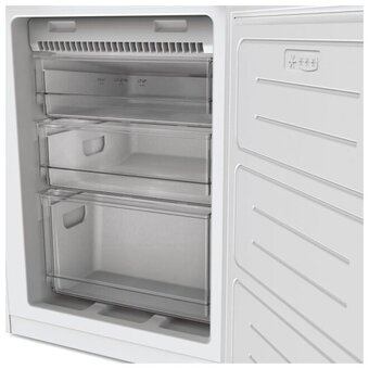  Холодильник встраиваемый Candy BCBF 192 F 