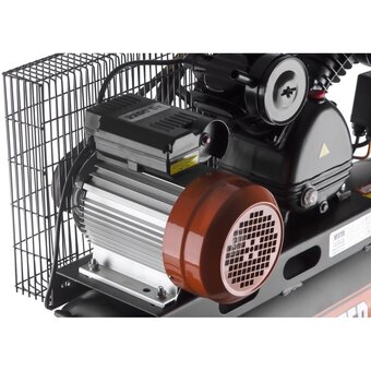  Компрессор WESTER WBK2200/50Pro ременной привод, поршневой масляный 