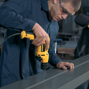  Дрель DEWALT DWD112S-KS с/з 