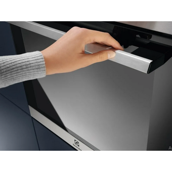  Духовой шкаф Electrolux EOH3H00BX черный/серебристый 