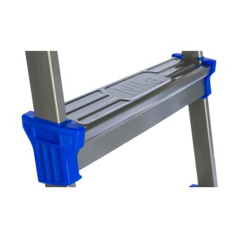  Стремянка Ника СМ4 стальная, 4 широких ступеней, с лотком для инструмента 