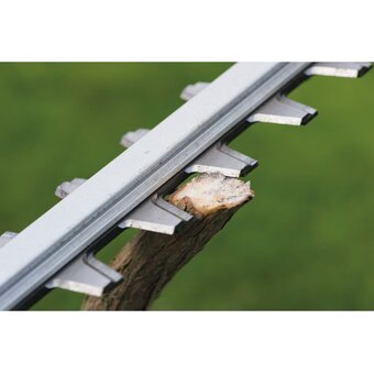  Кусторез аккумуляторный Ryobi OHT1855R One+ 5133002161 без акк и ЗУ 