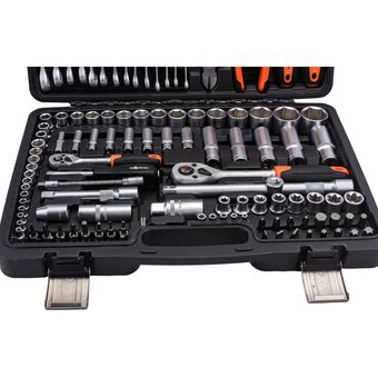  Набор инструмента Квалитет 5027039 132 предмета 