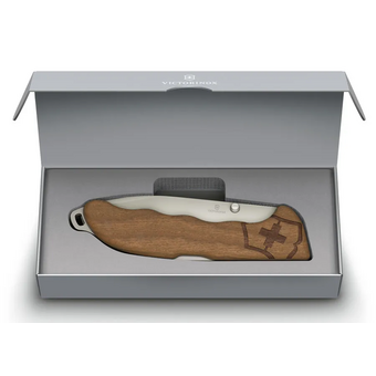  Нож перочинный Victorinox Evoke Wood (0.9415.D630) 136мм 4функц. дерево 