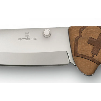  Нож перочинный Victorinox Evoke Wood (0.9415.D630) 136мм 4функц. дерево 