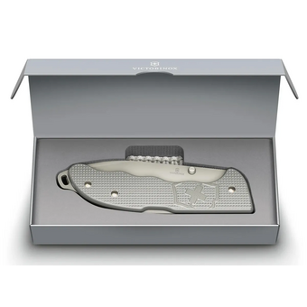  Нож перочинный Victorinox Evoke Alox (0.9415.D26) 136мм 5функц. серебристый 
