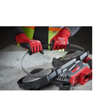  Перчатки Milwaukee 4932471421 с защитой от порезов уровень 3 размер 9 (L) 