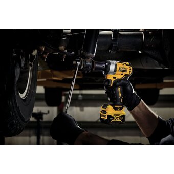  Гайковерт аккумуляторный DEWALT DCF901P1-QW 12v 5.0Ah Li-Ion 