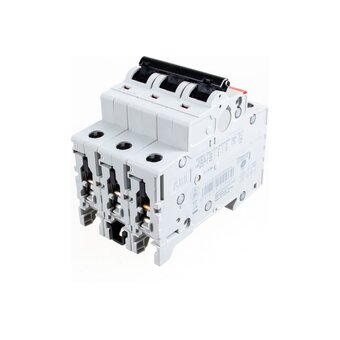  Выключатель автоматический ABB S203 C50 (2CDS253001R0504) 3-полюсной 