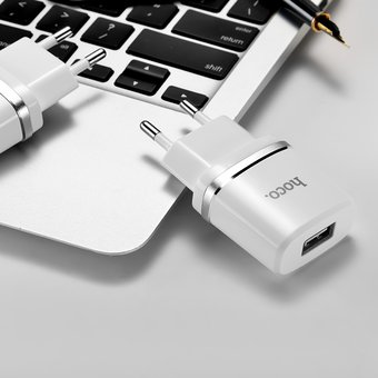  УЦ СЗУ HOCO C11 series 1USB 1A, белый (ПУ) 