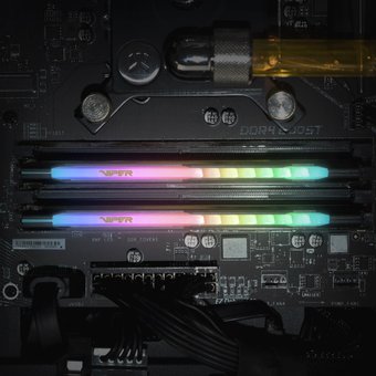  ОЗУ Patriot Memory DDR 4 DIMM 32Gb PC28800, 3600Mhz, CL20, PATRIOT Viper Steel RGB (PVSR432G360C0) (retail) 