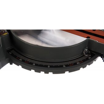  Торцовочная пила Black+Decker BES710 с протяжкой, 2100 Вт, диск 254 мм 