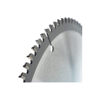  Диск пильный Hilberg Industrial HA210 алюминий 210x30x80Т 
