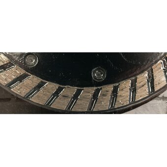  Алмазный диск турбо по бетону и камню GRAFF 20125 125x10x2.0x22,23 мм GDD 17 125.10 