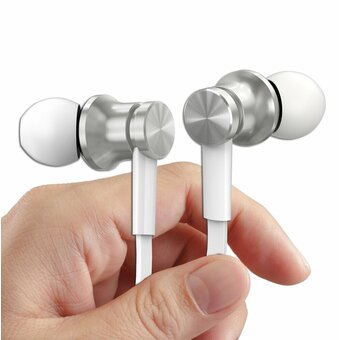  Наушники Xiaomi Mi In-Ear (ZBW4355TY) Headfones Basic Silver 